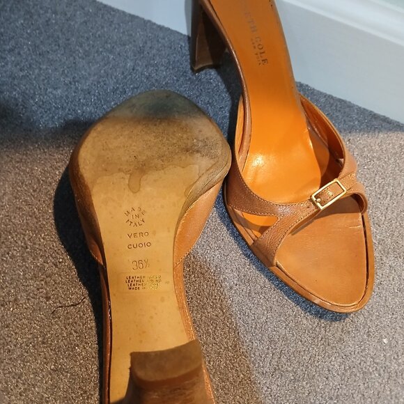 Kenneth Cole Slip On Heels - Picture 2 of 6